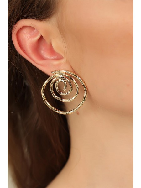 Dore Renk Metal Bayan Küpe Dore Renk Metal Bayan Küpe